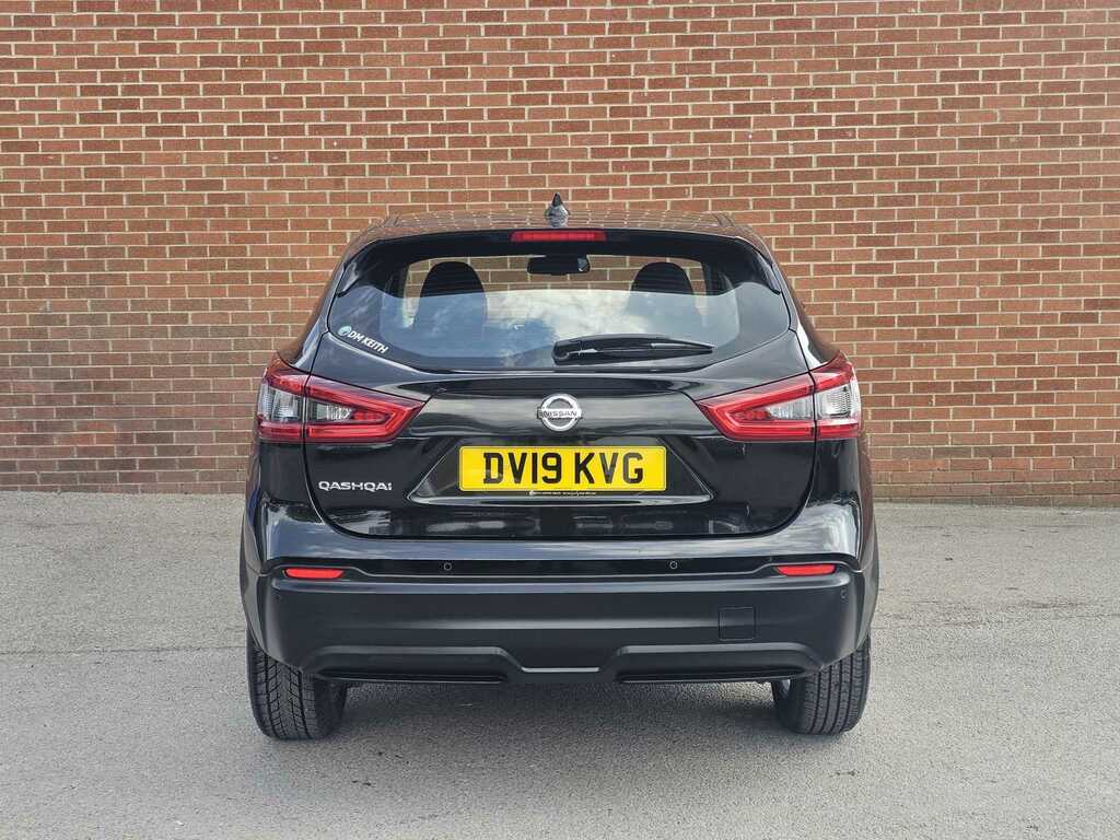 Nissan Qashqai 1.3 Dig-t Acenta Premium DV19KVG Black #4