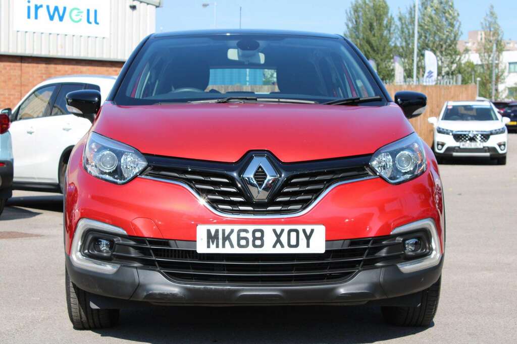 Renault Captur 0.9 Tce 90 Play Red #2