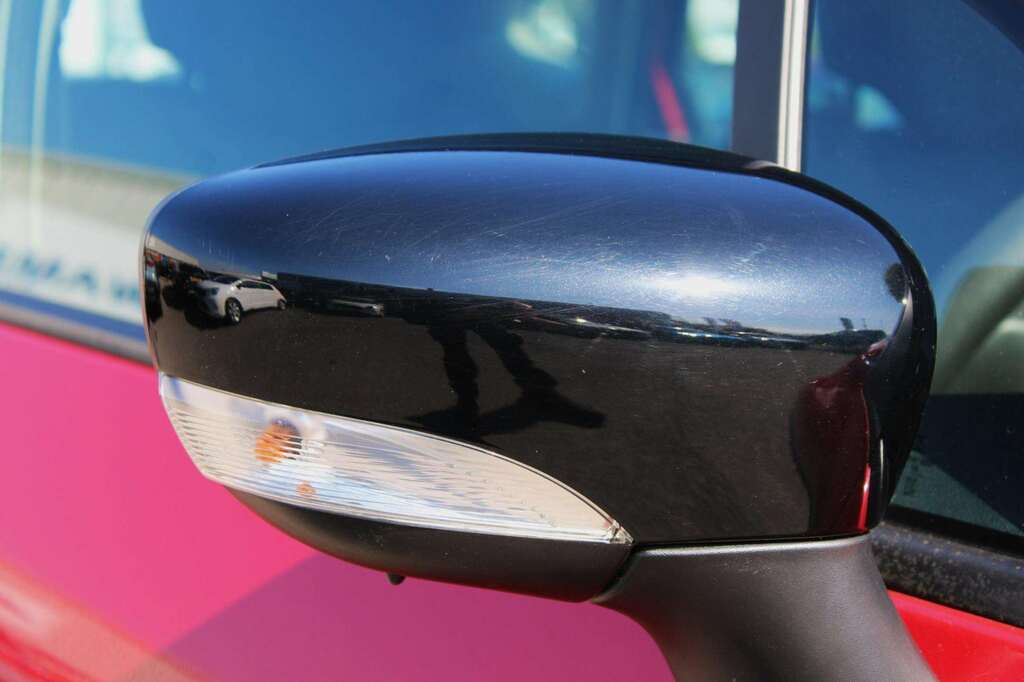 Renault Captur 0.9 Tce 90 Play Red #6