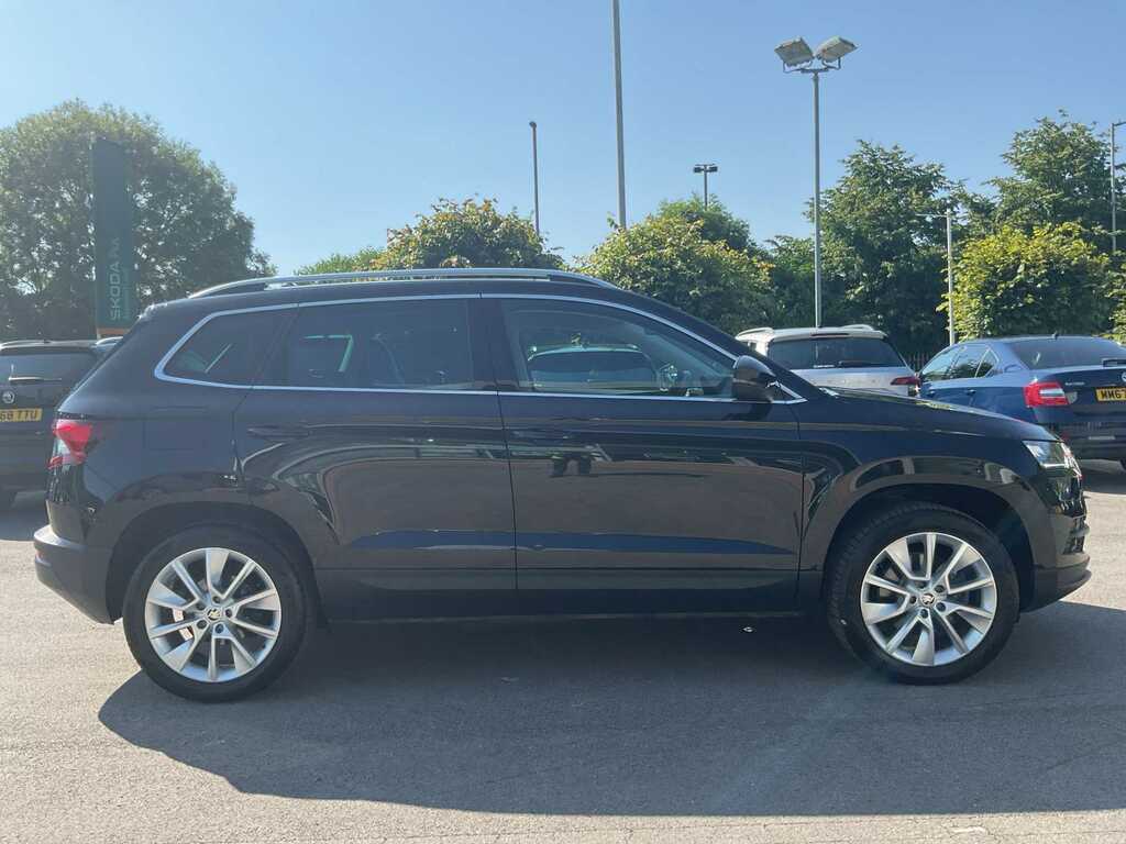 Skoda Karoq 1.5 Tsi Se L 4X4 Dsg Black #4