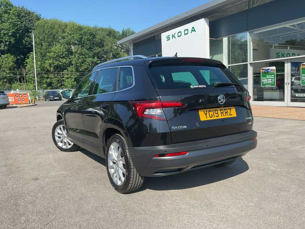 Skoda Karoq 1.5 Tsi Se L 4X4 Dsg Black #3