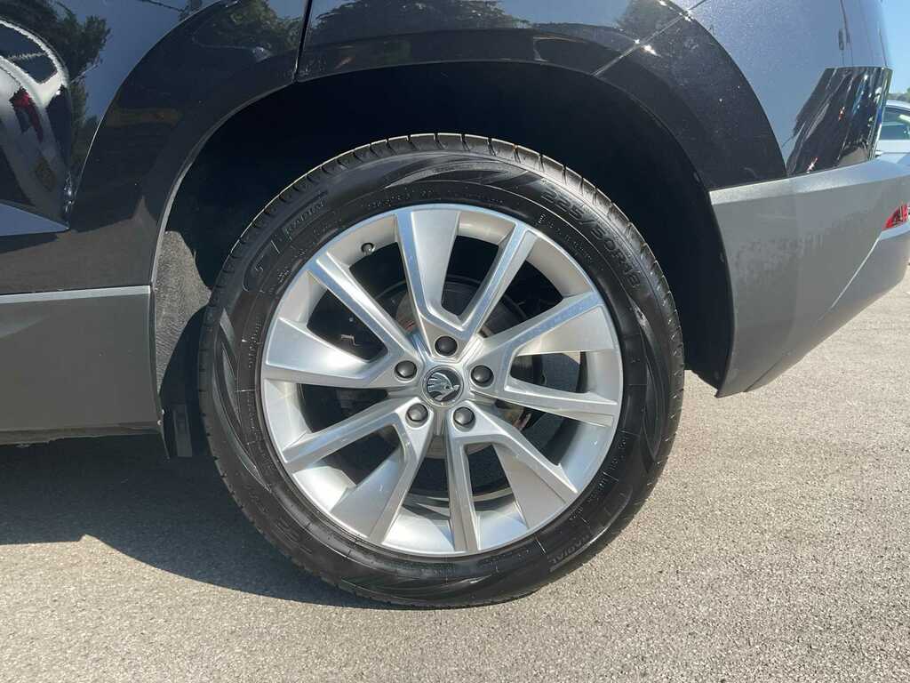 Skoda Karoq 1.5 Tsi Se L 4X4 Dsg Black #5