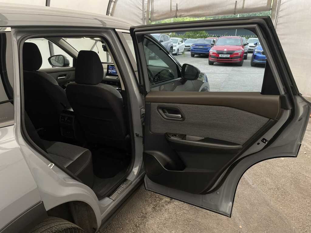 Nissan X-Trail X-trail N-connecta E-4orce A Grey #20