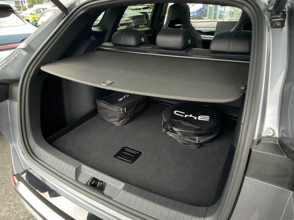 Byd Seal U 1.5 Dm-i 26.6Kwh Comfort Cvt Euro 6 Ss Black #39