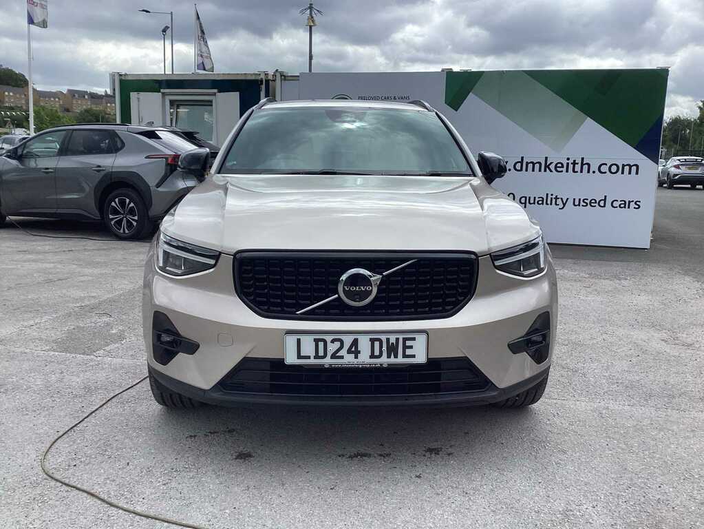 Volvo XC40 2.0 B3p Plus Dark LD24DWE Gold #6