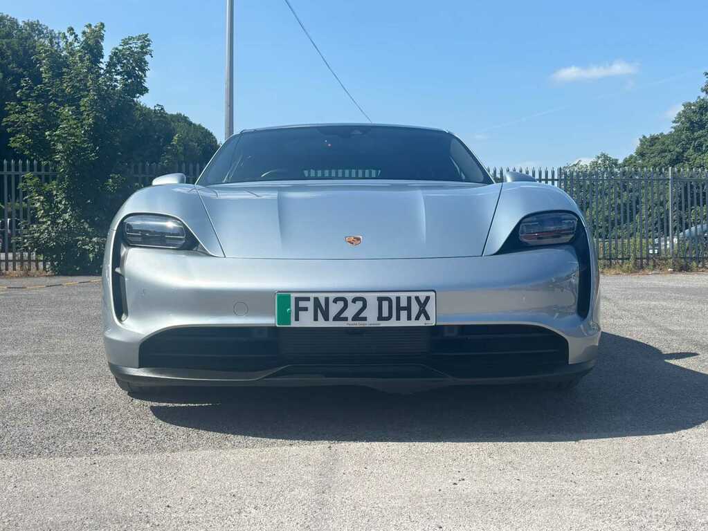 Porsche Taycan 390Kw 4S 79Kwh FN22DHX Silver #2