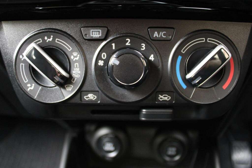 Suzuki Swift 2020 Suzuki Swift 1.2 Sz-t Dualjet Mild Hybrid Blue #30