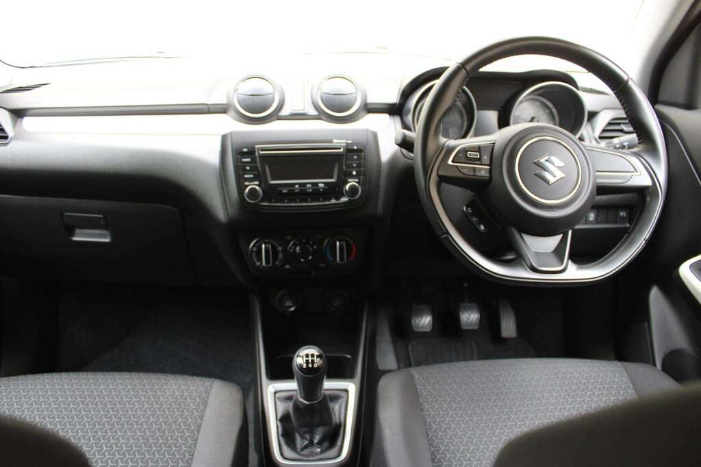 Suzuki Swift 2020 Suzuki Swift 1.2 Sz-t Dualjet Mild Hybrid Blue #19