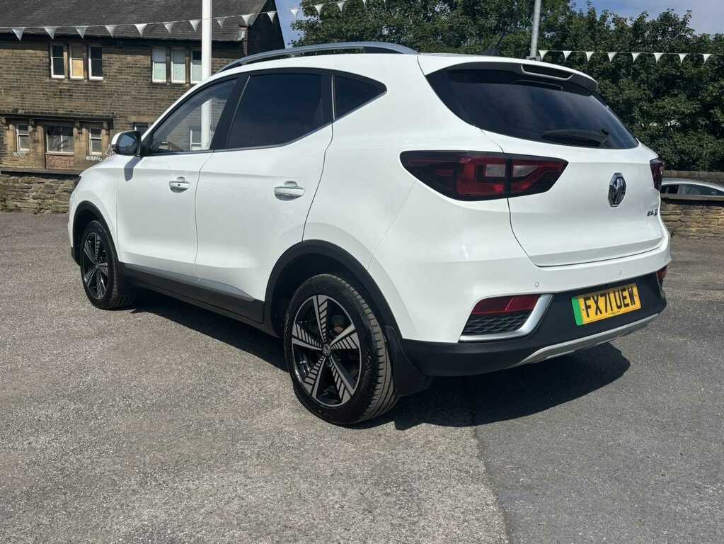 MG ZS 105Kw Exclusive Ev 45Kwh FX71UEW White #5