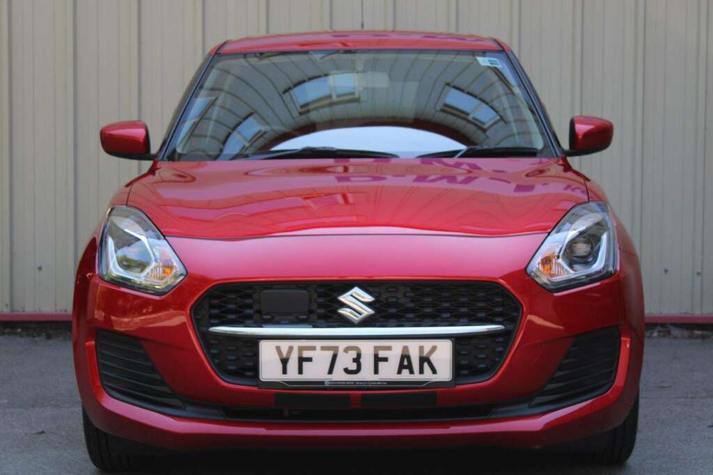 Suzuki Swift 1.2 Dualjet 83 12V Hybrid Sz-l YF73FAK Red #3