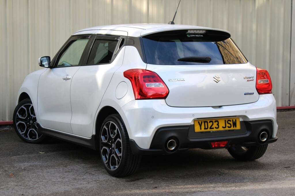 Suzuki Swift 1.4 Boosterjet 48V Hybrid Sport White #5