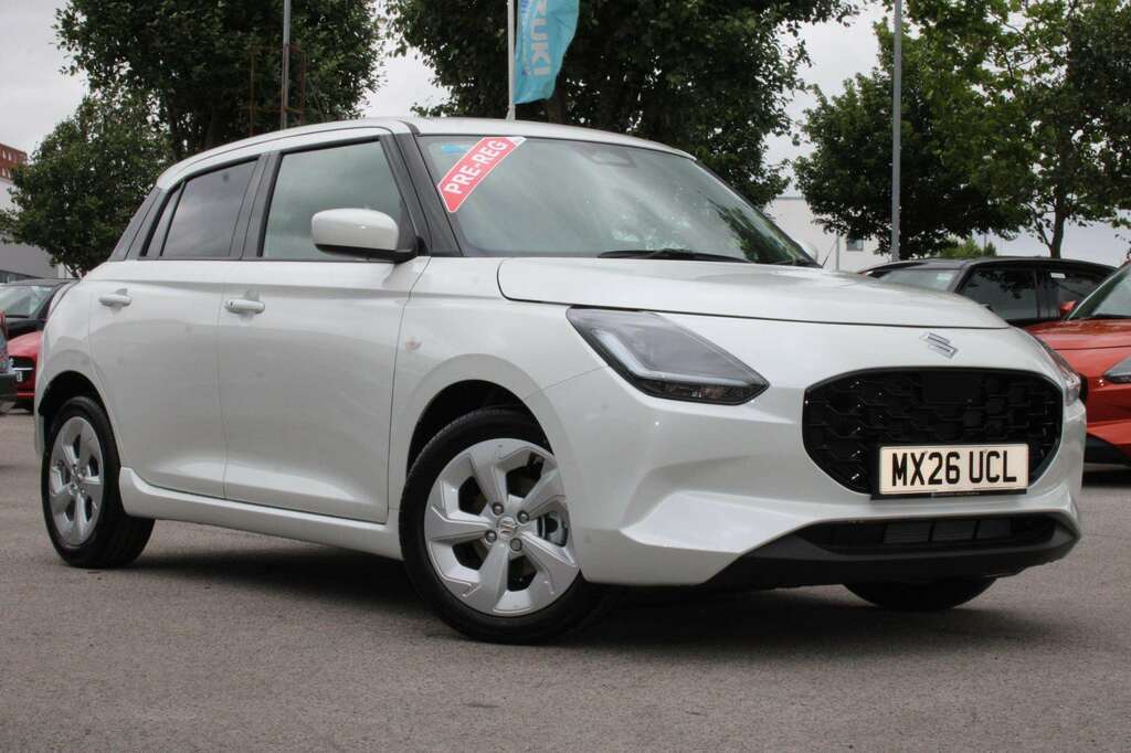 Suzuki Swift 1.2 Mild Hybrid Motion White