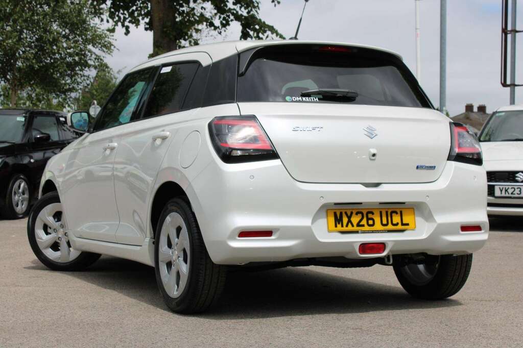 Suzuki Swift 1.2 Mild Hybrid Motion White #5