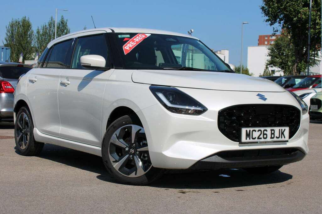 Suzuki Swift 1.2 Mild Hybrid Ultra White