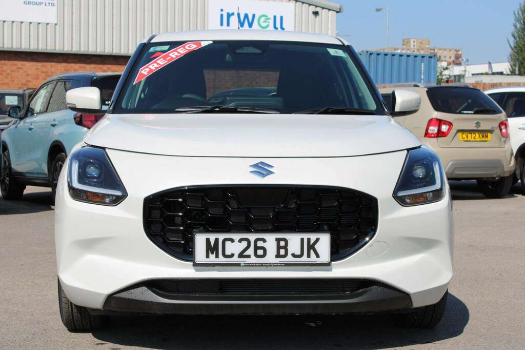 Suzuki Swift 1.2 Mild Hybrid Ultra MC26BJK White #2