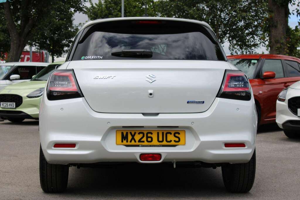 Suzuki Swift 1.2 Mild Hybrid Ultra MX26UCS White #6