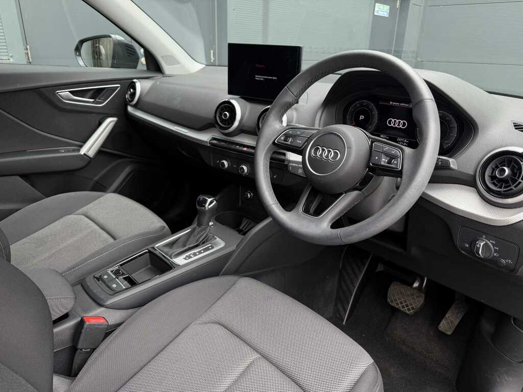 Audi Q2 35 Tfsi Sport S Tronic YY24LPV Grey #2