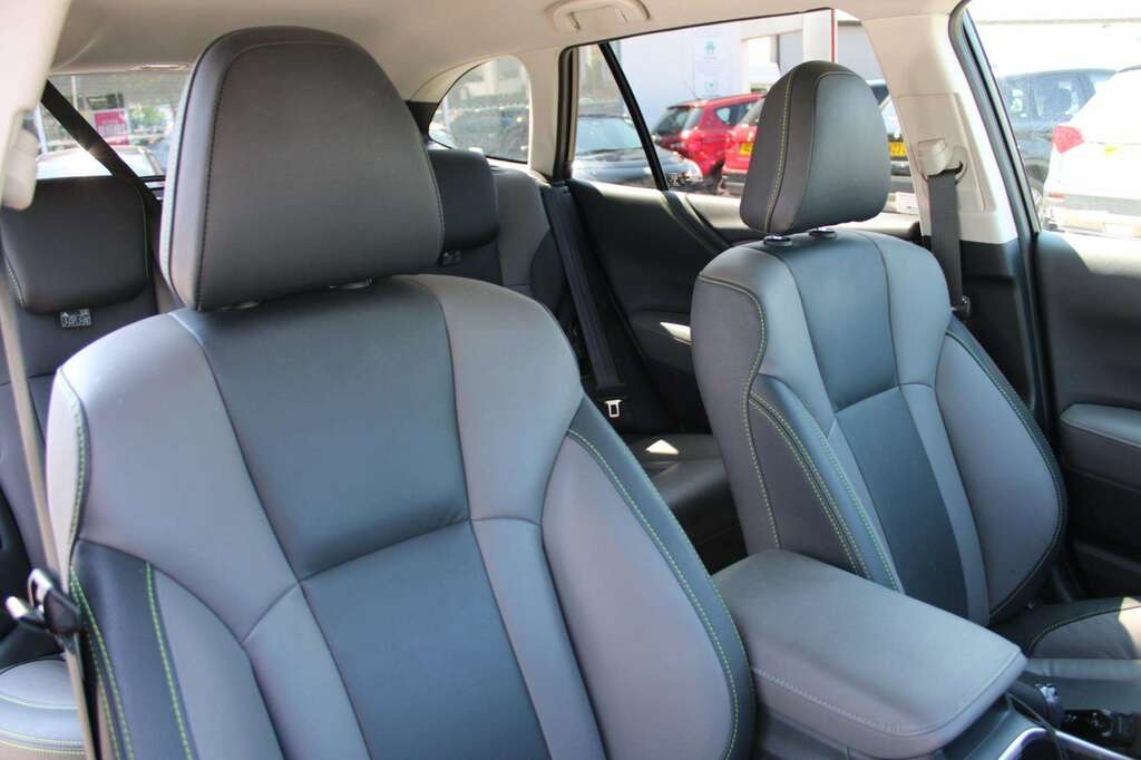 Subaru Outback 2.5I Touring Estate Lineartronic 4Wd Eu Silver #17