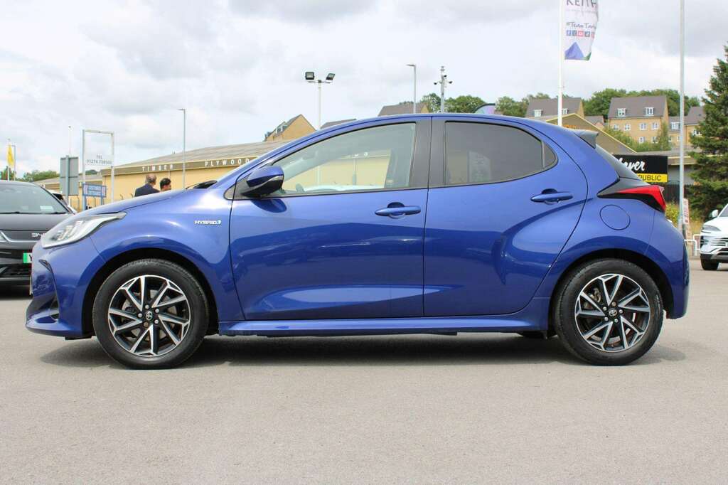 Toyota Yaris 1.5 Hybrid Design Cvt Blue #3