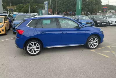 Skoda Kamiq 1.0 Tsi 110 Se Drive Dsg Black #4