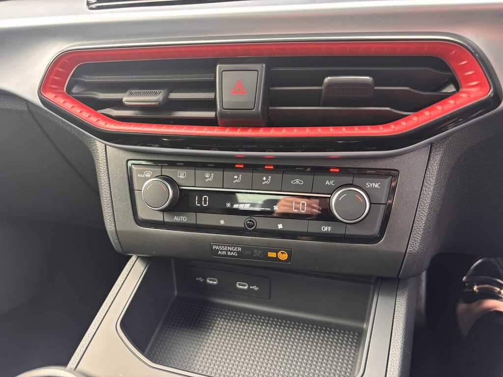 Seat Ibiza 1.0 Tsi 110 Fr Sport Black #6
