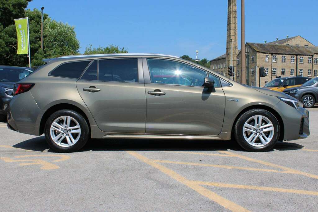 Suzuki Swace 1.8 Hybrid Ultra Cvt Brown #3
