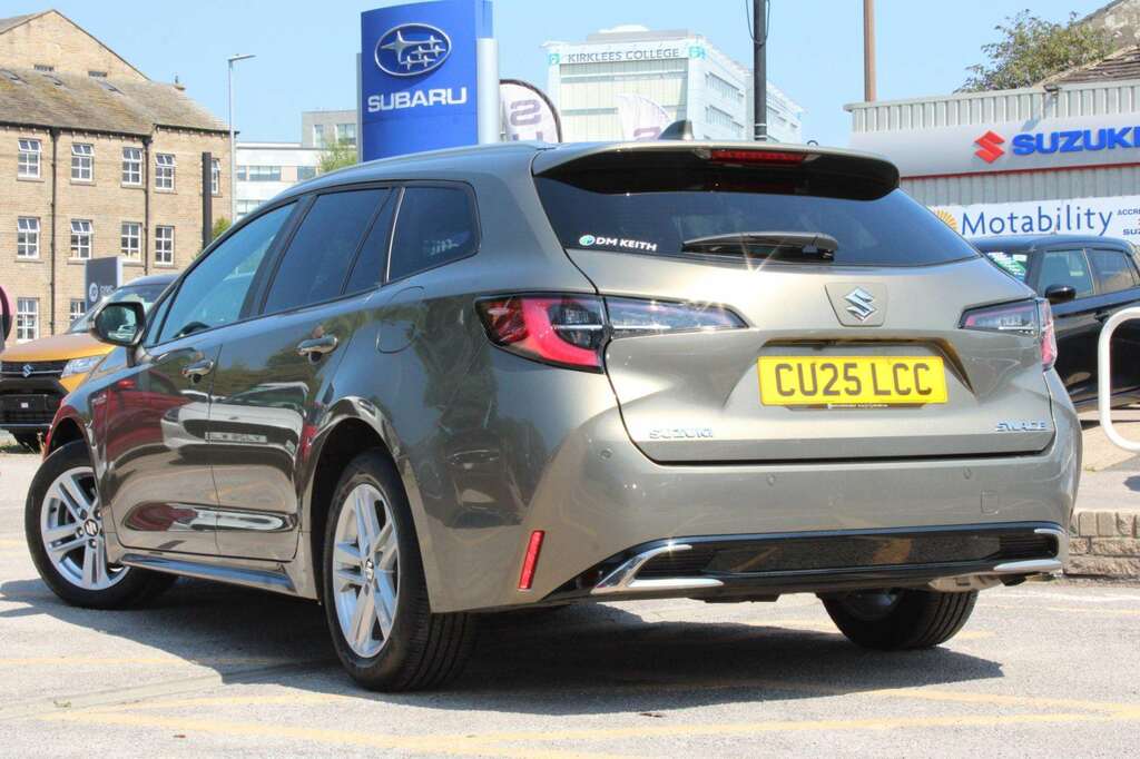 Suzuki Swace 1.8 Hybrid Ultra Cvt Brown #4