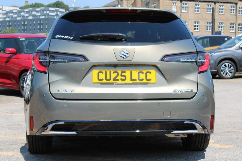 Suzuki Swace 1.8 Hybrid Ultra Cvt Brown #5
