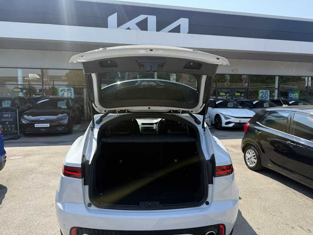 Jaguar E-Pace 2.0 200 R-dynamic S BV19OKZ White #6
