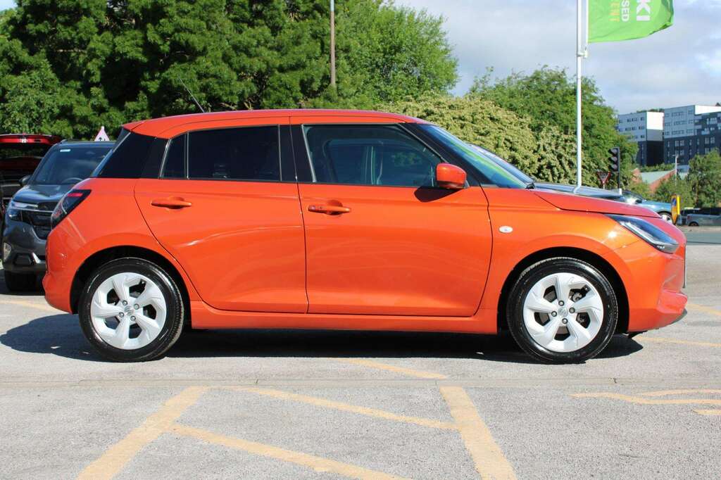 Suzuki Swift 1.2 Mild Hybrid Motion Cvt Orange #4