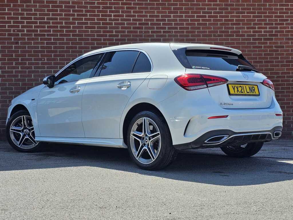 Mercedes-Benz A Class A250e Amg Line Premium White #2