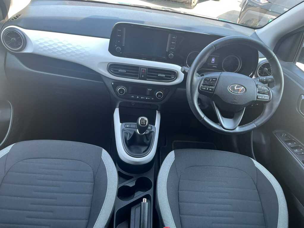 Hyundai I10 1.2 Se Connect Hatchback Euro 6 Green #14