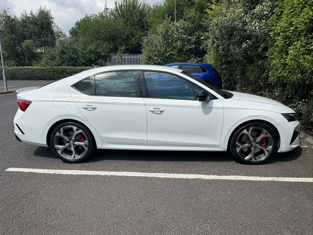 Skoda Octavia 2.0 Tsi Vrs Hatchback Dsg Euro 6 Ss White #5
