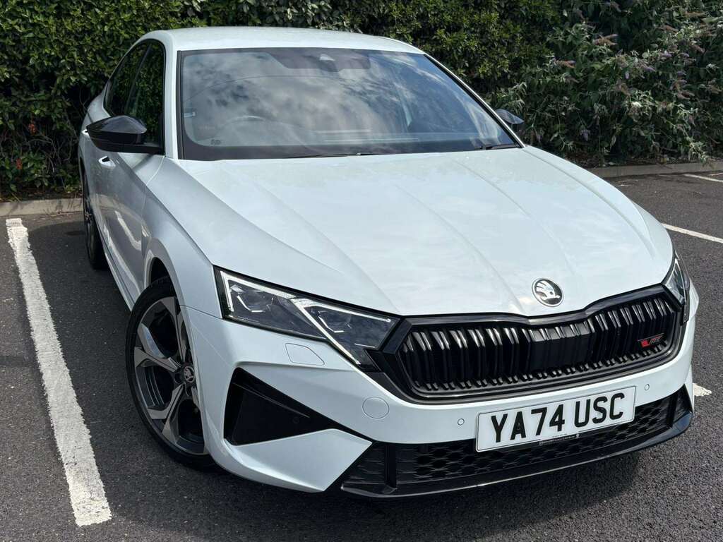 Skoda Octavia 2.0 Tsi Vrs Hatchback Dsg Euro 6 Ss White