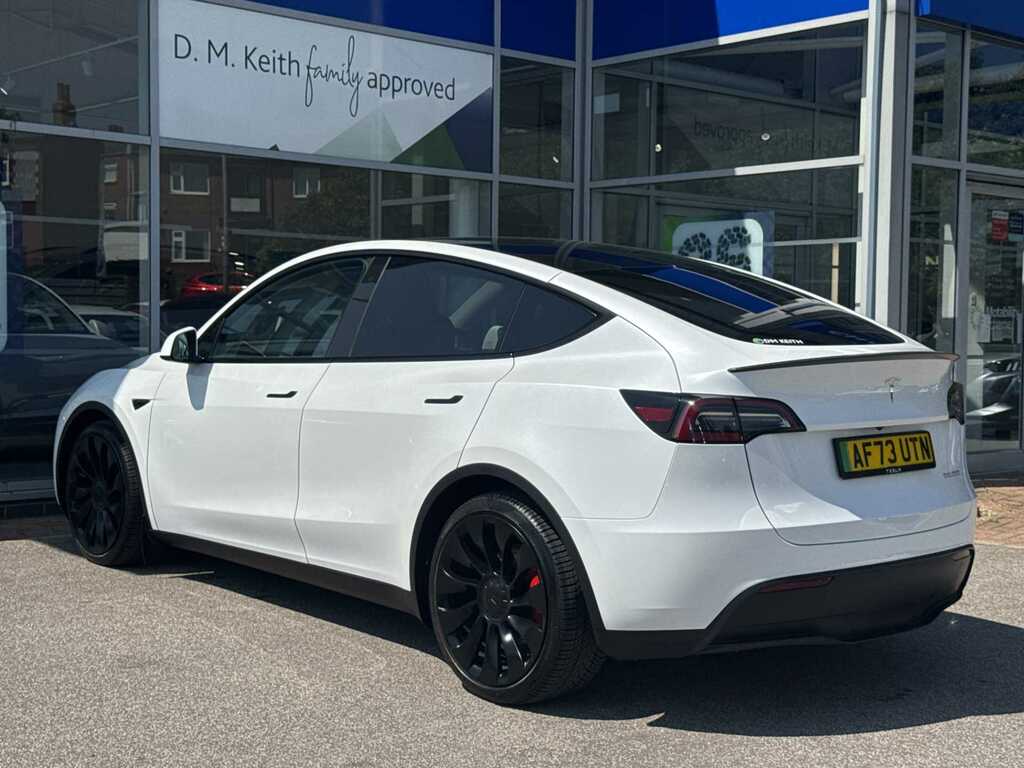 Tesla Model Y Performance Awd AF73UTN White #5