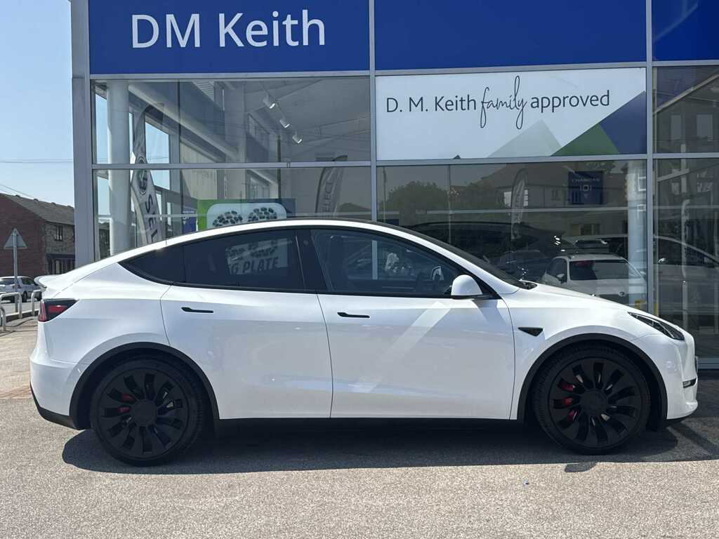 Tesla Model Y Performance Awd AF73UTN White #4