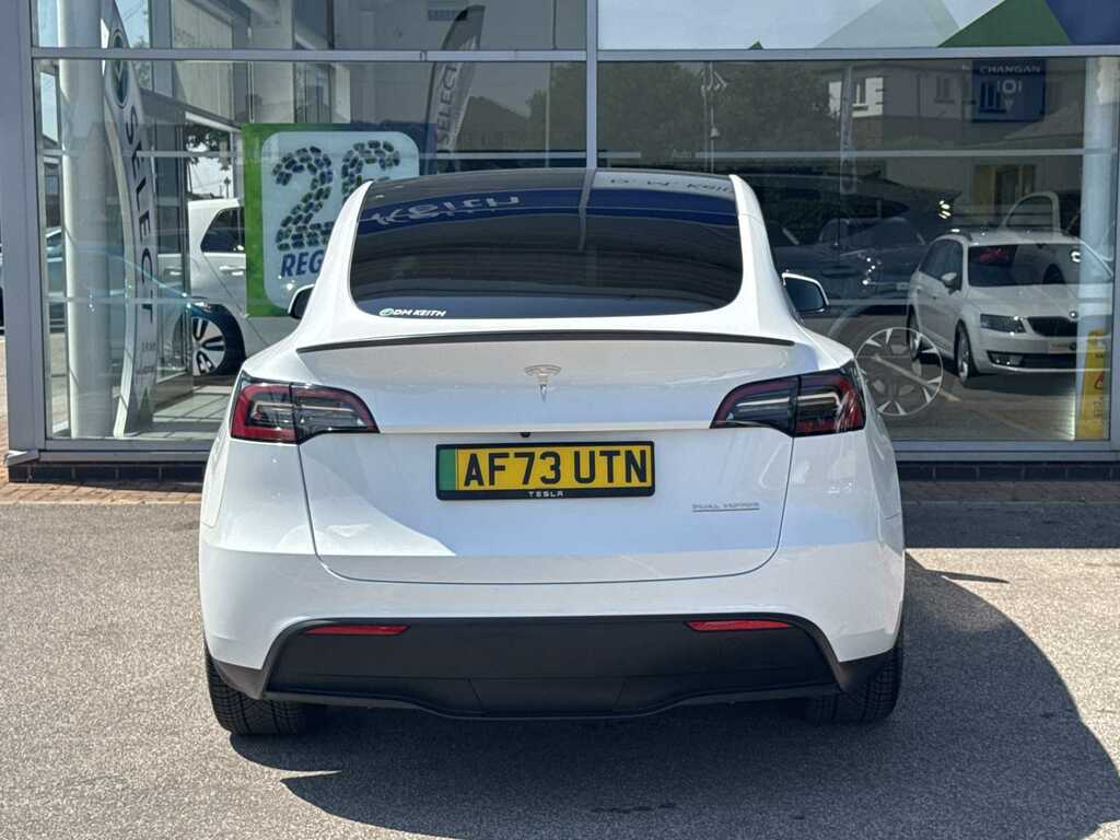 Tesla Model Y Performance Awd AF73UTN White #6