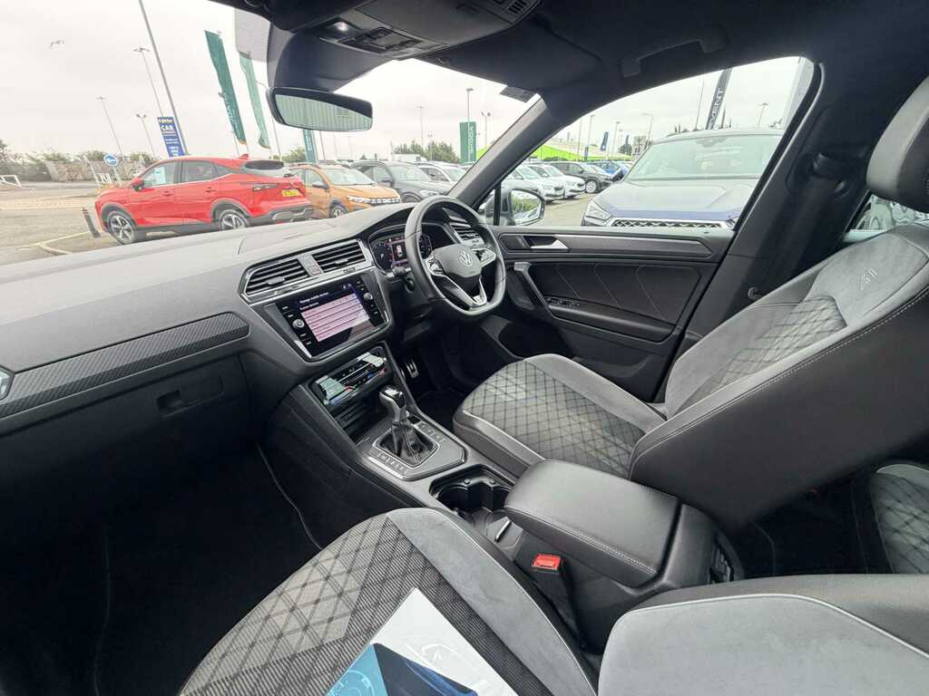 Volkswagen Tiguan 1.5 Tsi 150 R-line Dsg MC21OPH Grey #2