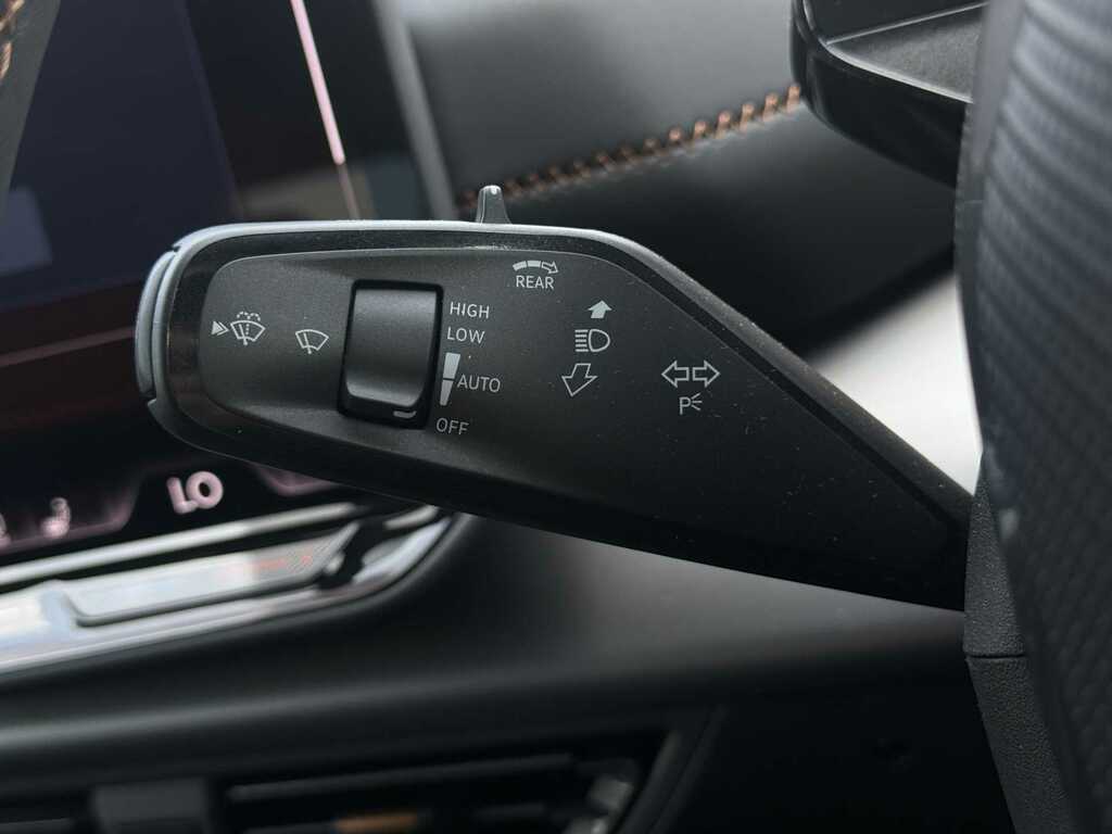 Cupra Born 170Kw E-boost V2 59Kwh Silver #26