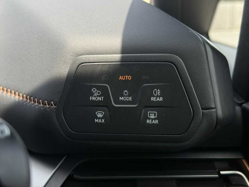 Cupra Born 170Kw E-boost V2 59Kwh Silver #27