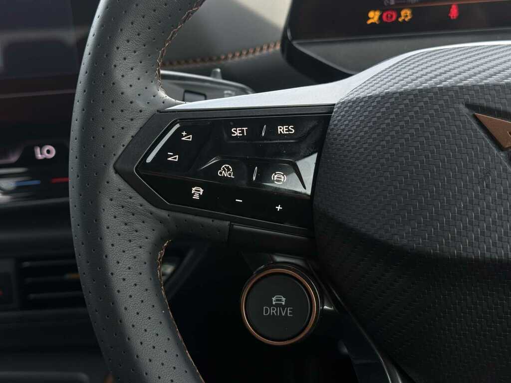 Cupra Born 170Kw E-boost V2 59Kwh Silver #23
