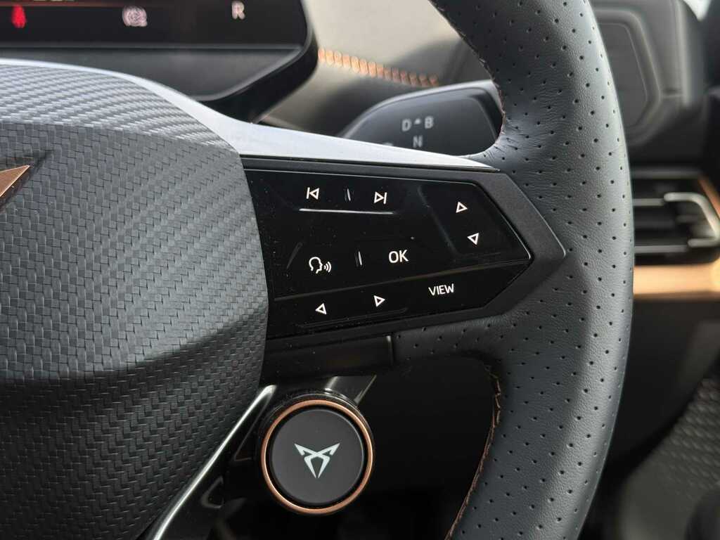 Cupra Born 170Kw E-boost V2 59Kwh Silver #24