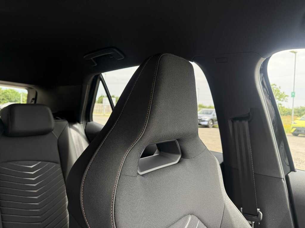 Cupra Born 170Kw E-boost V2 59Kwh Silver #13