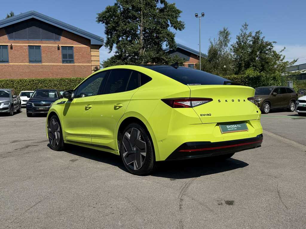 Skoda ENYAQ 220Kw Vrs 82Kwh 4X4 YD73NJO Green #3