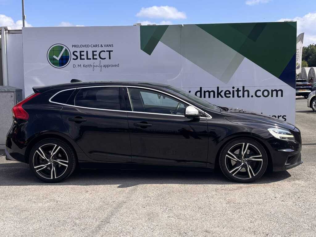 Volvo V40 T3 152 R Design Pro Geartronic LW17LZR Black #2