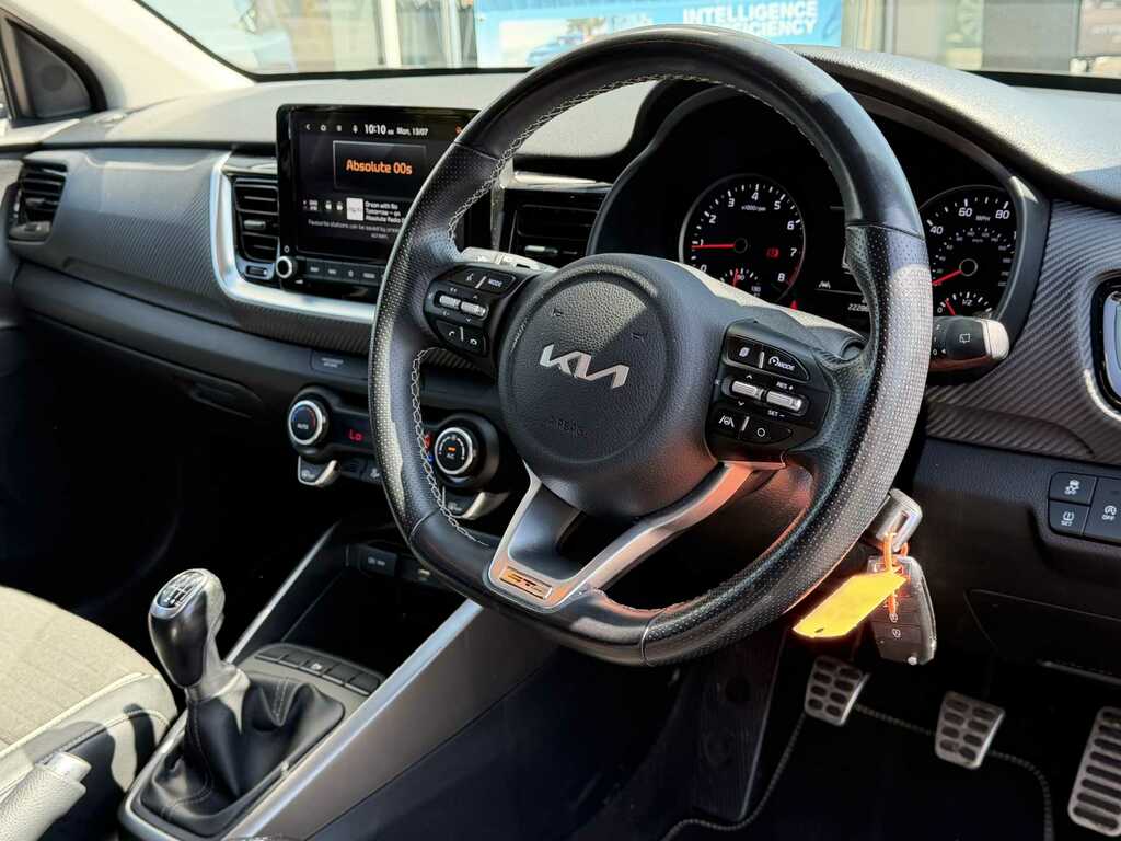 Kia Stonic 1.0T Gdi 99 Gt-line Black #6