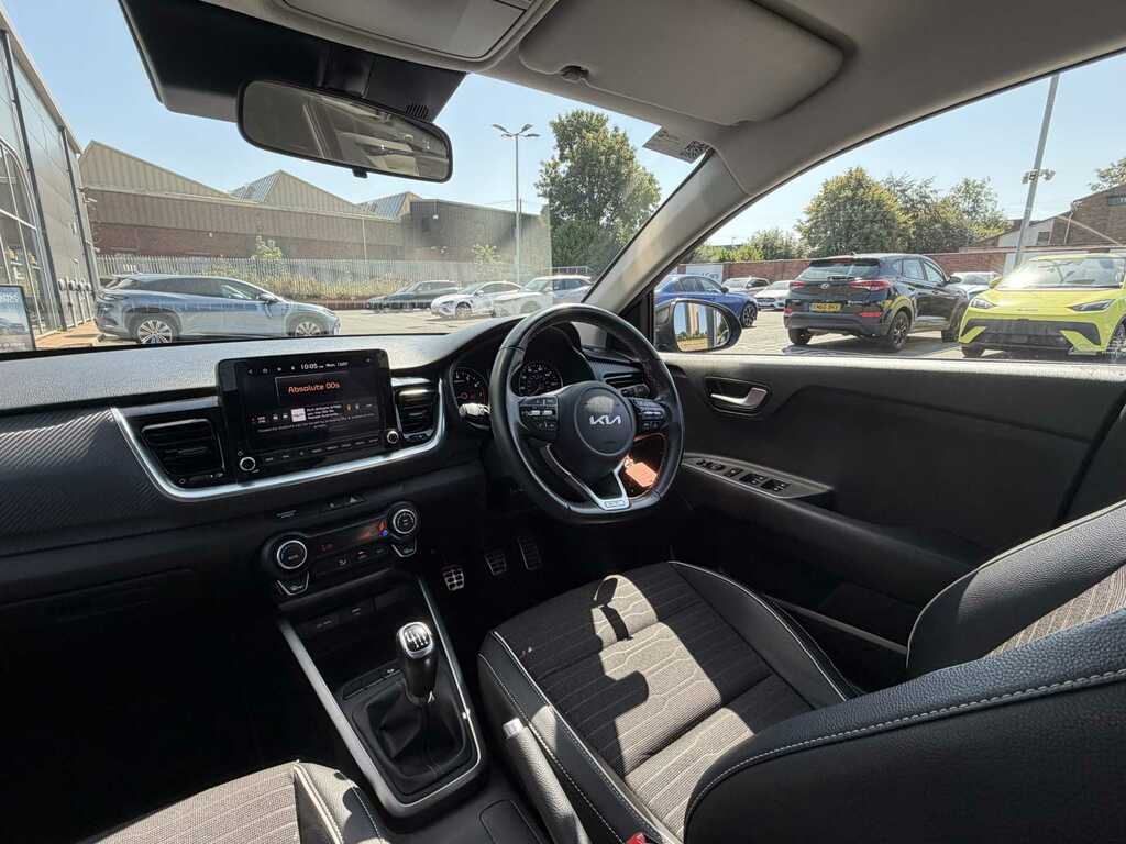 Kia Stonic 1.0T Gdi 99 Gt-line Black #2