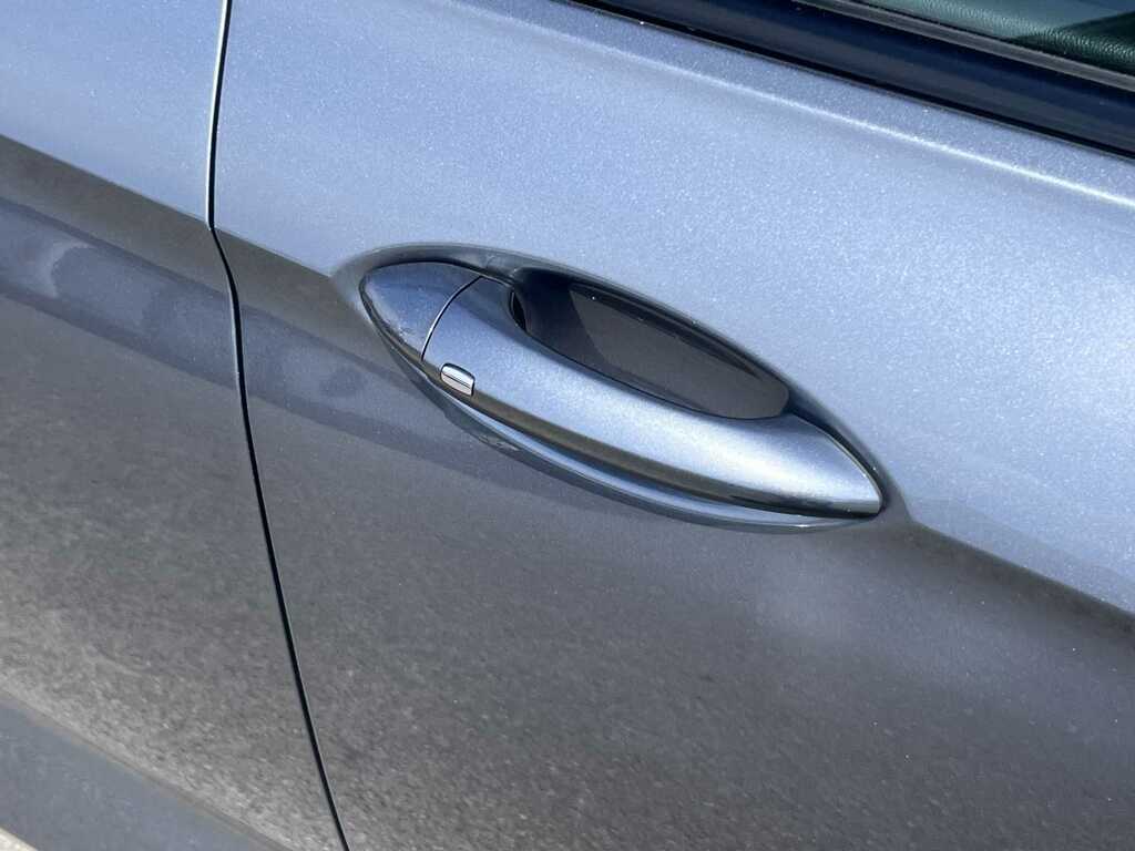 Vauxhall Insignia Hatchback Brown #19