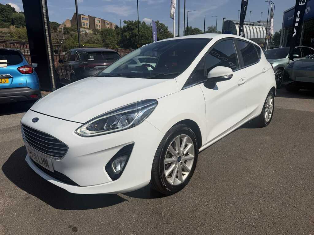 Ford Fiesta Titanium Turbo BV18LHM White #3