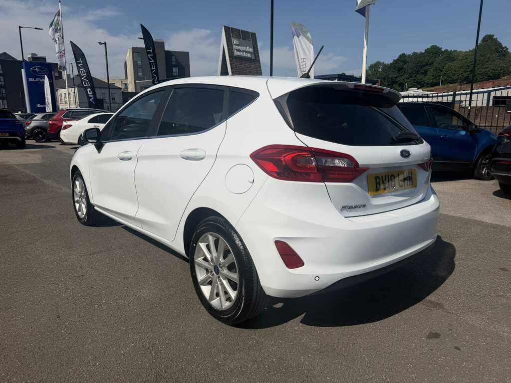 Ford Fiesta Titanium Turbo BV18LHM White #5